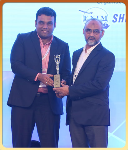 SECC awards 2016 event photos of Smart Marine Team